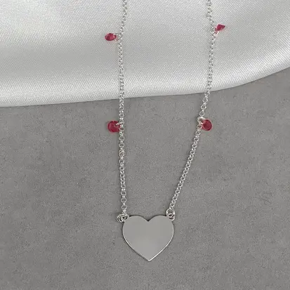 GARGANTILHA CORAÇÃO LISO PEDRINHAS ROSA